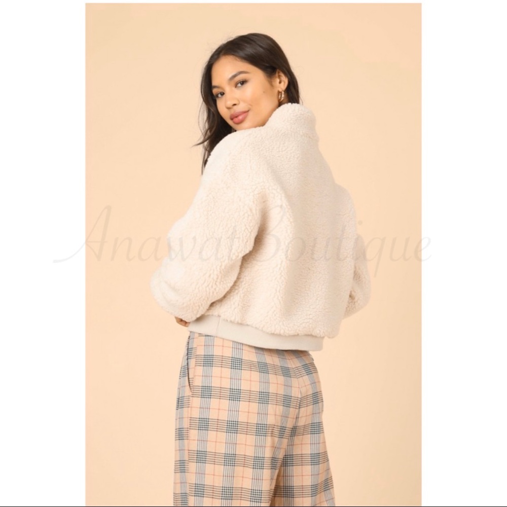 Gracie Sherpa Pullover Hoodie - Picture 3 of 8